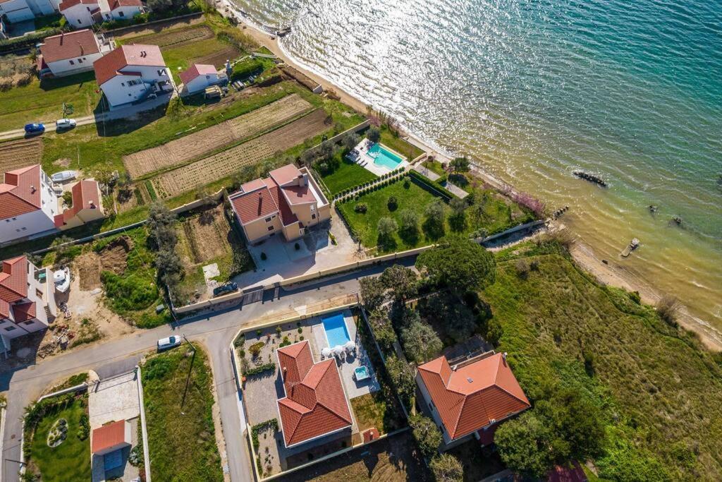 Villa Mattina, With Heated Pool And Jacuzzi Privlaka  Zewnętrze zdjęcie