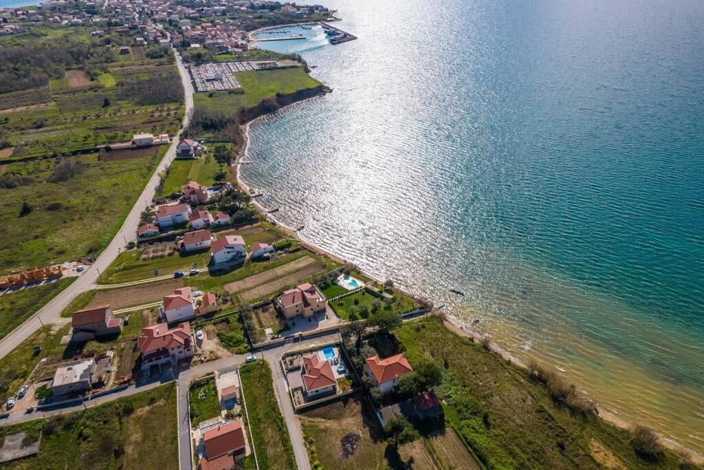 Villa Mattina, With Heated Pool And Jacuzzi Privlaka  Zewnętrze zdjęcie